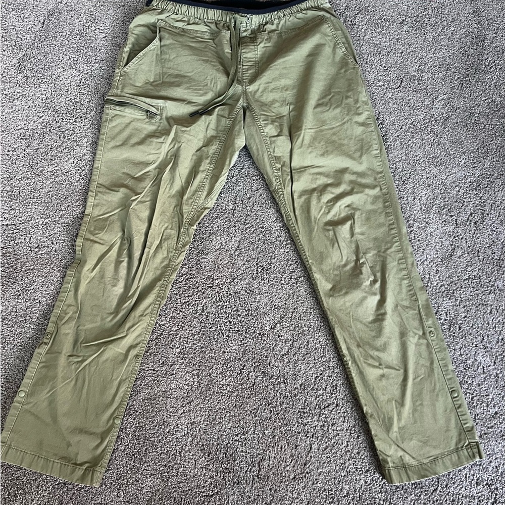 Duluth Trading work pants